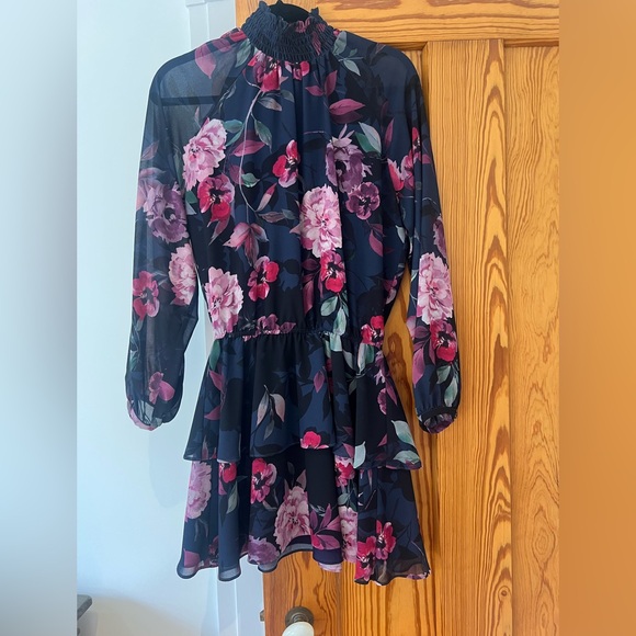 Yumi Kim Dresses & Skirts - Yumi Kim Class Act floral dress in Rialto, size Medium